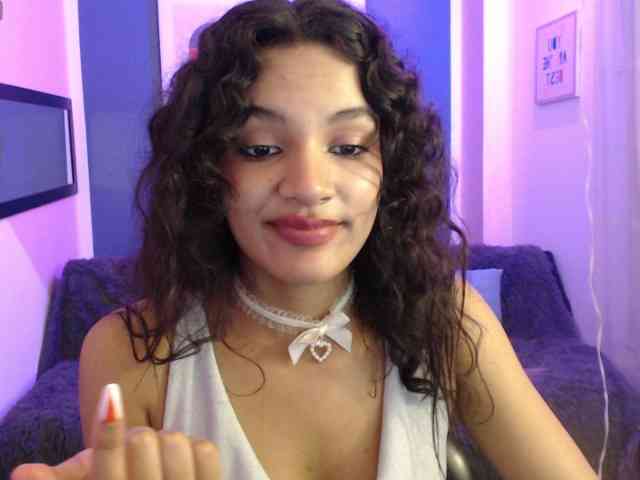 Nyxx-Velariia webcam