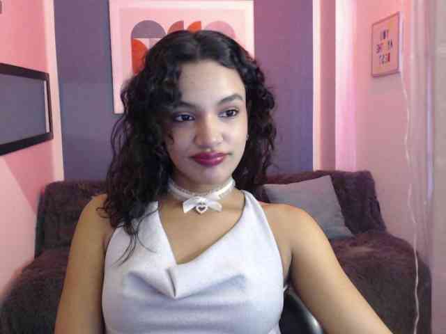 Nyxx-Velariia webcam