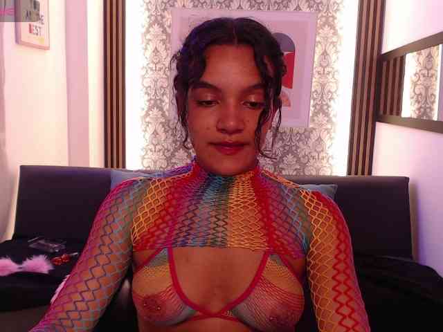 Nyxx-Velariia webcam