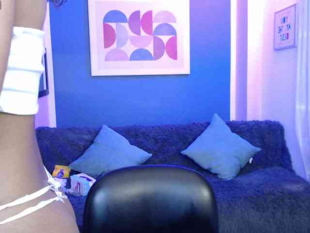 Nyxx-Velariia webcam