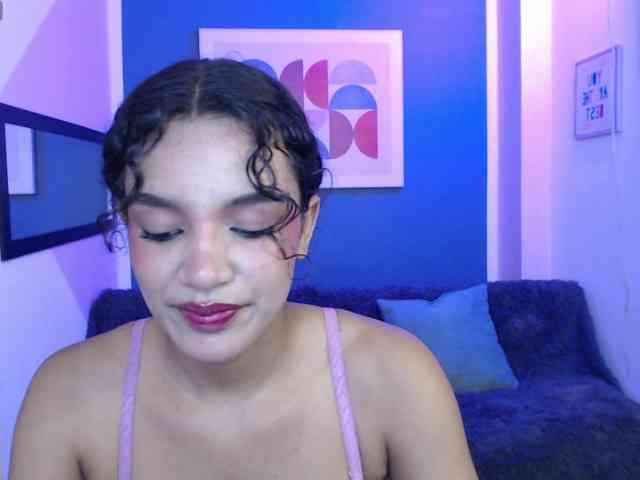 Nyxx-Velariia webcam