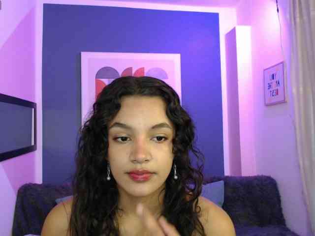 Nyxx-Velariia webcam