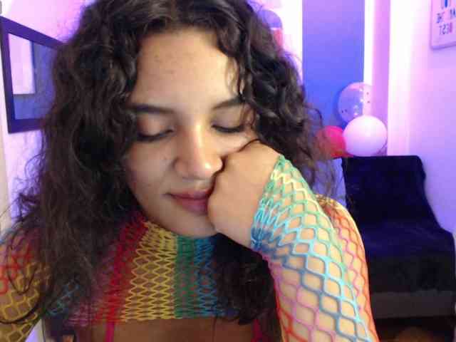 Nyxx-Velariia webcam