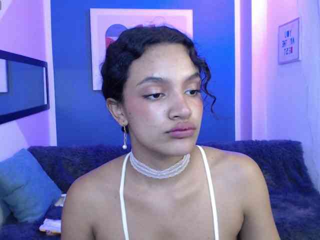 Nyxx-Velariia webcam