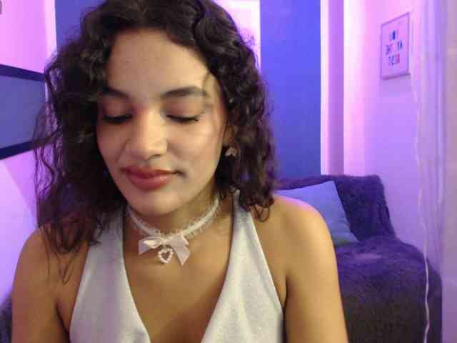 Nyxx-Velariia webcam