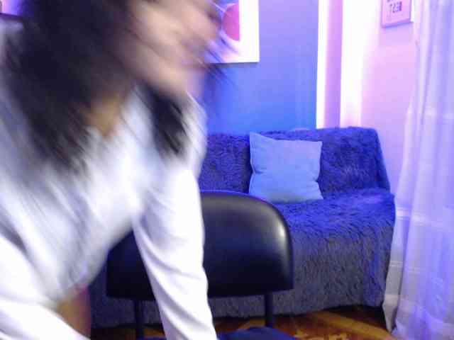 Nyxx-Velariia webcam