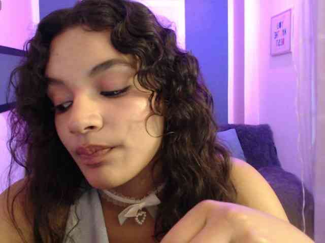 Nyxx-Velariia webcam