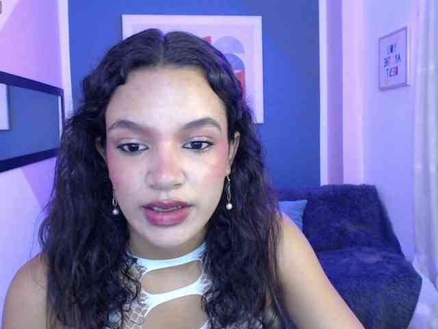 Nyxx-Velariia webcam