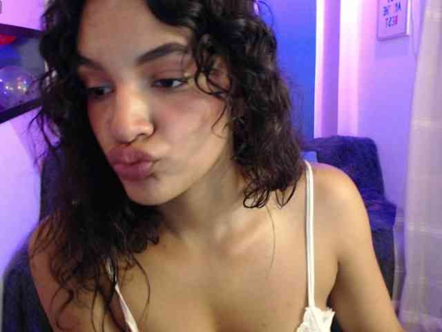 Nyxx-Velariia webcam