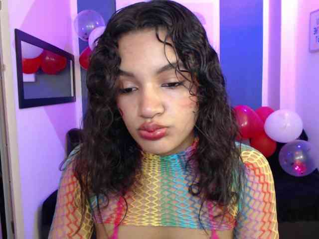 Nyxx-Velariia webcam