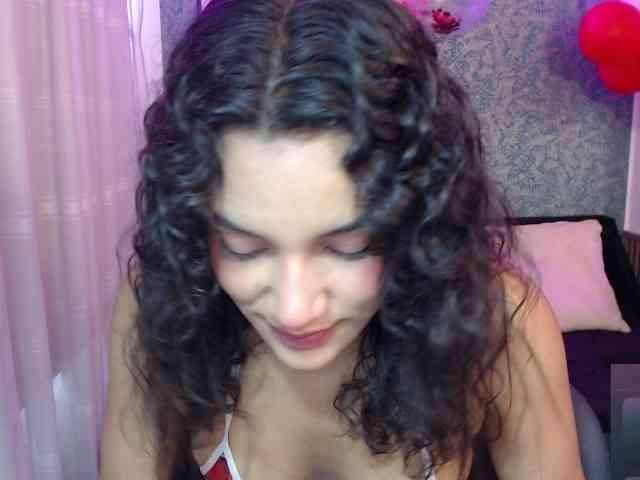 Nyxx-Velariia webcam