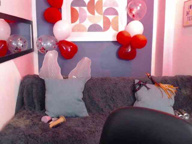 Nyxx-Velariia webcam