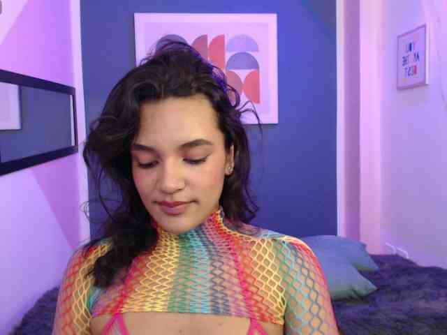 Nyxx-Velariia webcam