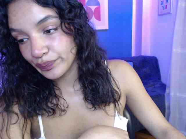 Nyxx-Velariia webcam