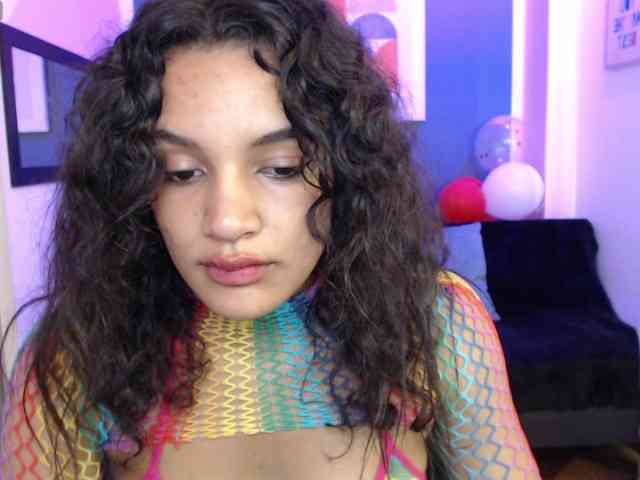 Nyxx-Velariia webcam