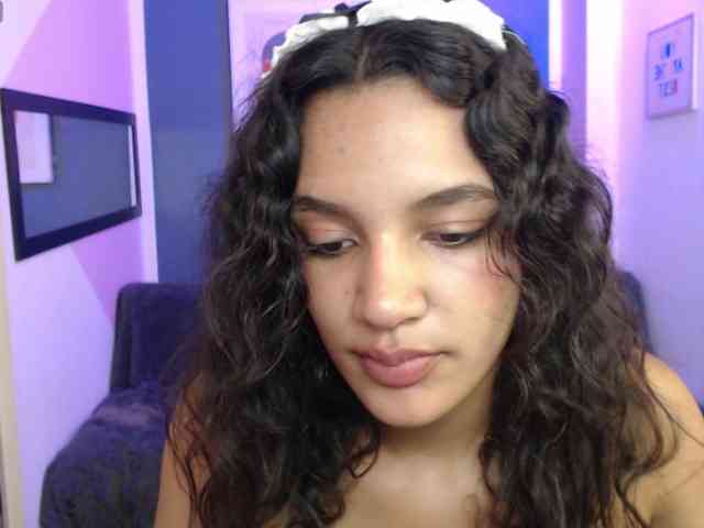 Nyxx-Velariia webcam