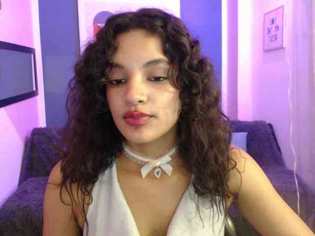 Nyxx-Velariia webcam