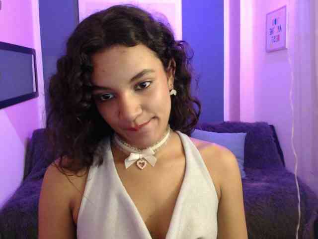 Nyxx-Velariia webcam