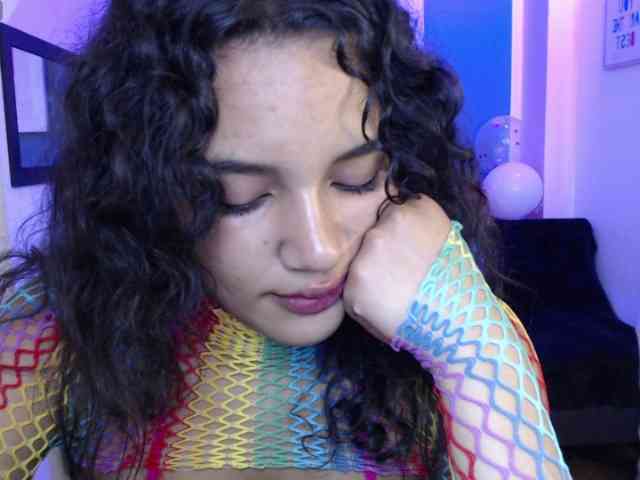 Nyxx-Velariia webcam