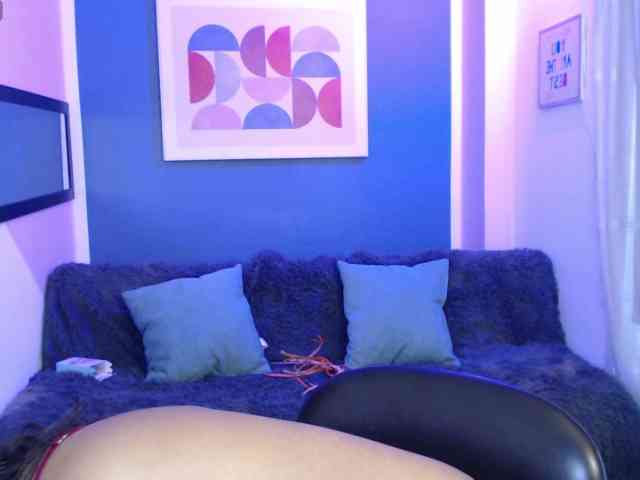 Nyxx-Velariia webcam