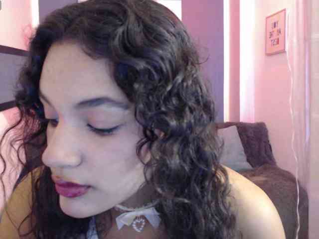 Nyxx-Velariia webcam