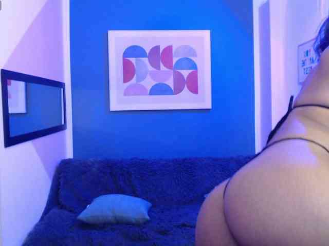 Nyxx-Velariia webcam