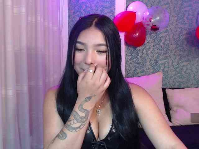 Nyxx-Velariia webcam