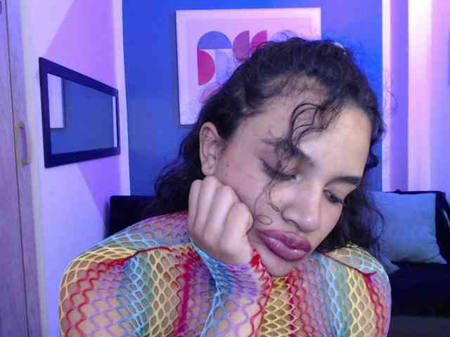 Nyxx-Velariia webcam