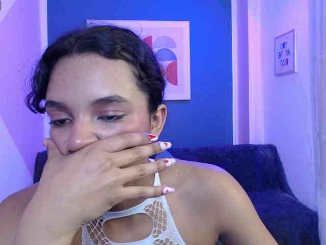 Nyxx-Velariia webcam