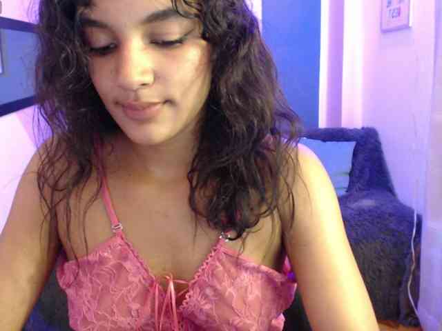 Nyxx-Velariia webcam