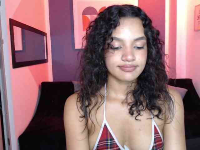 Nyxx-Velariia webcam