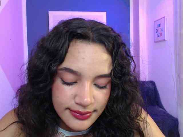 Nyxx-Velariia webcam