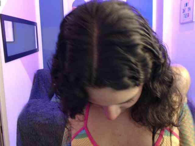 Nyxx-Velariia webcam