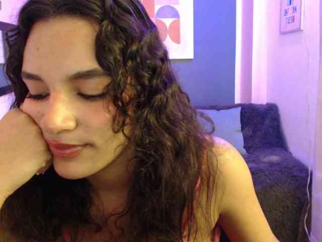 Nyxx-Velariia webcam