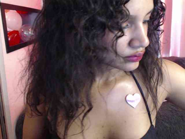 Nyxx-Velariia webcam