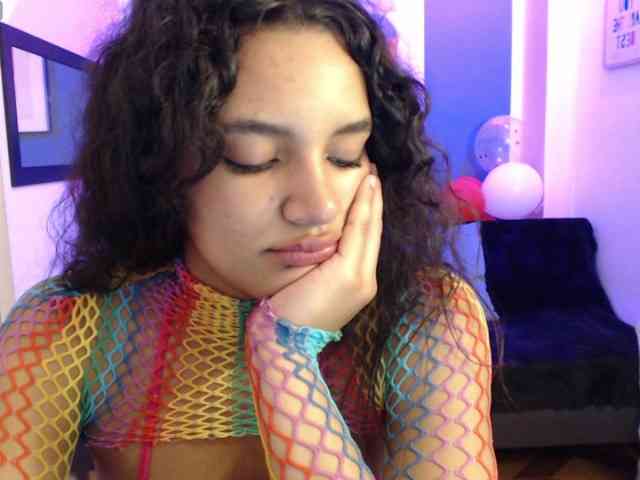 Nyxx-Velariia webcam