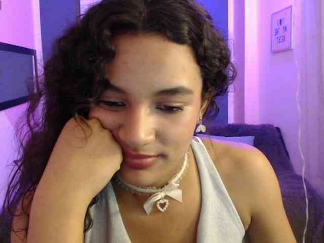 Nyxx-Velariia webcam