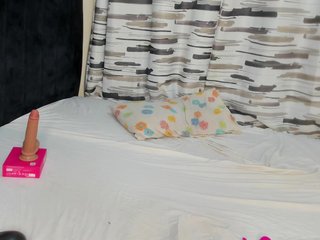 Gorgeous-Black-Beauty Porn Show