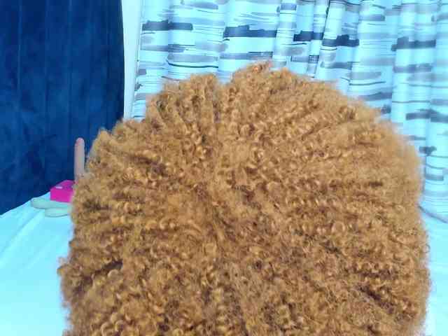 Gorgeous-Black-Beauty webcam