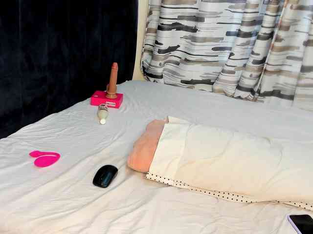 Gorgeous-Black-Beauty