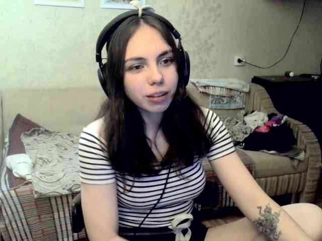 TyNoTsuKR Live Webcam on BongaCams