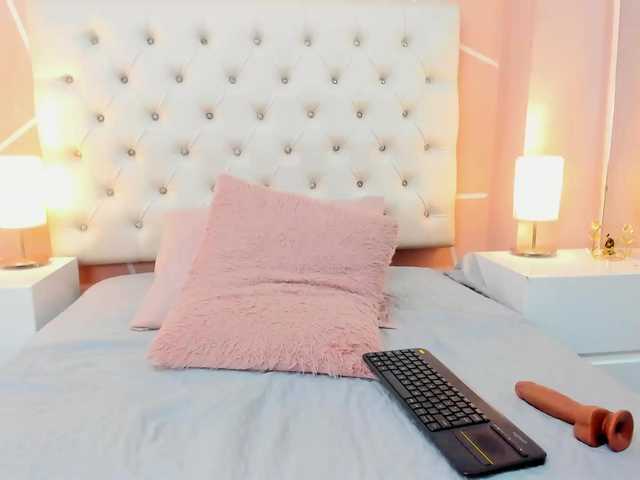 Jennifer-Garciia's BongaCams show and profile