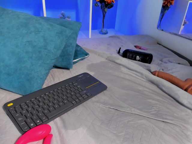 Jennifer-Garciia's BongaCams show and profile