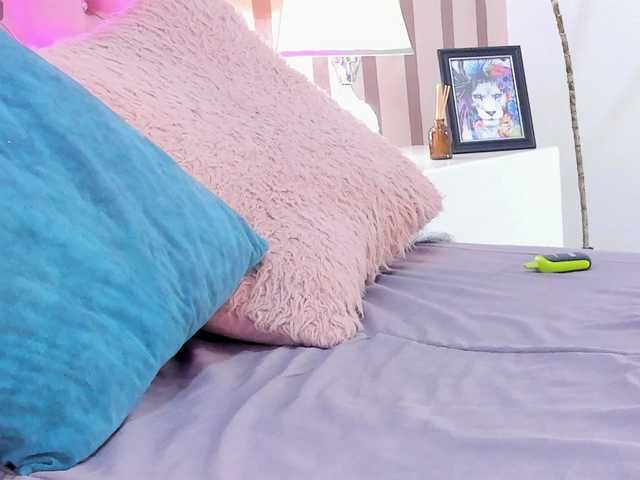 Jennifer-Garciia's BongaCams show and profile