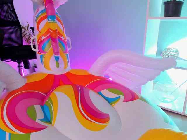 Jennifer-Garciia webcam