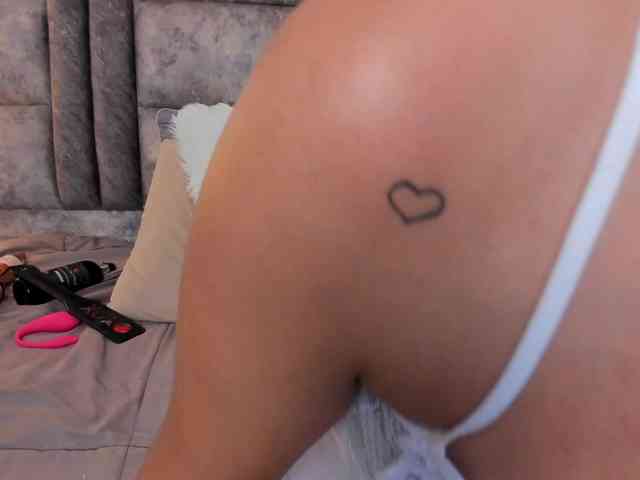 Jennifer-Garciia webcam