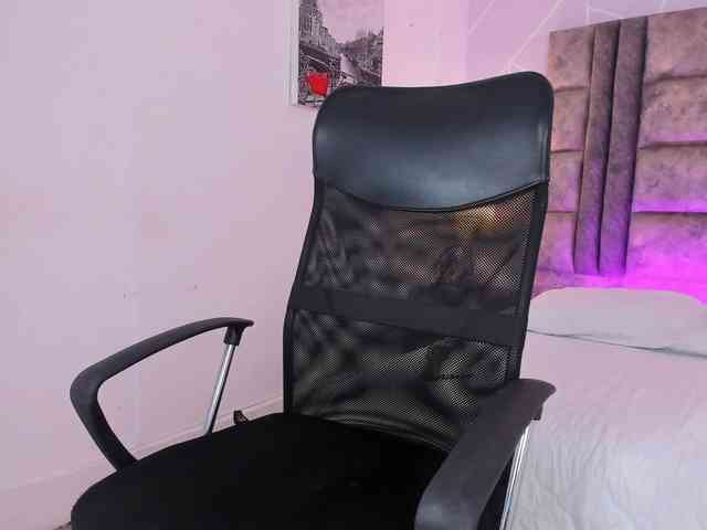 Jennifer-Garciia webcam