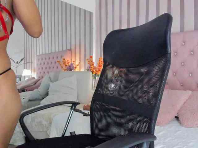 Jennifer-Garciia webcam