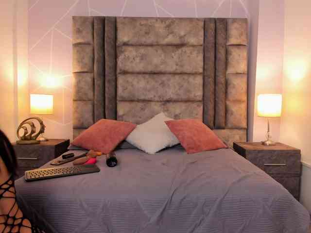 Jennifer-Garciia webcam