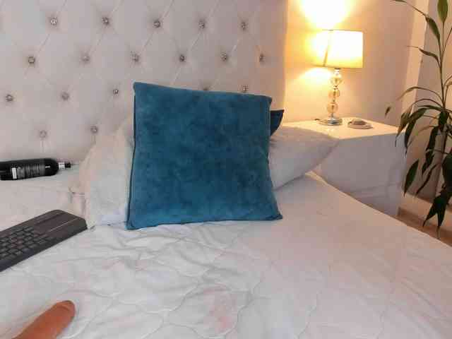 Jennifer-Garciia webcam